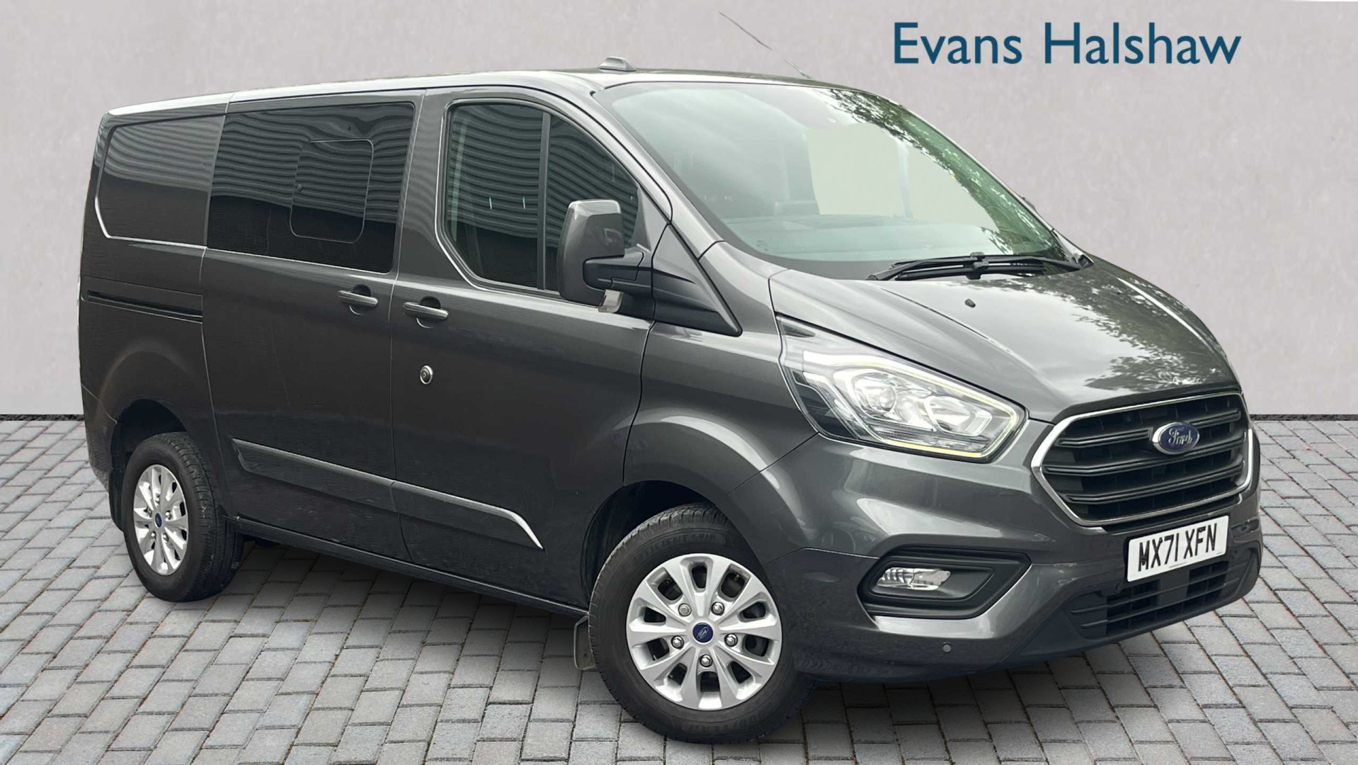 Main listing image - Ford Transit Custom