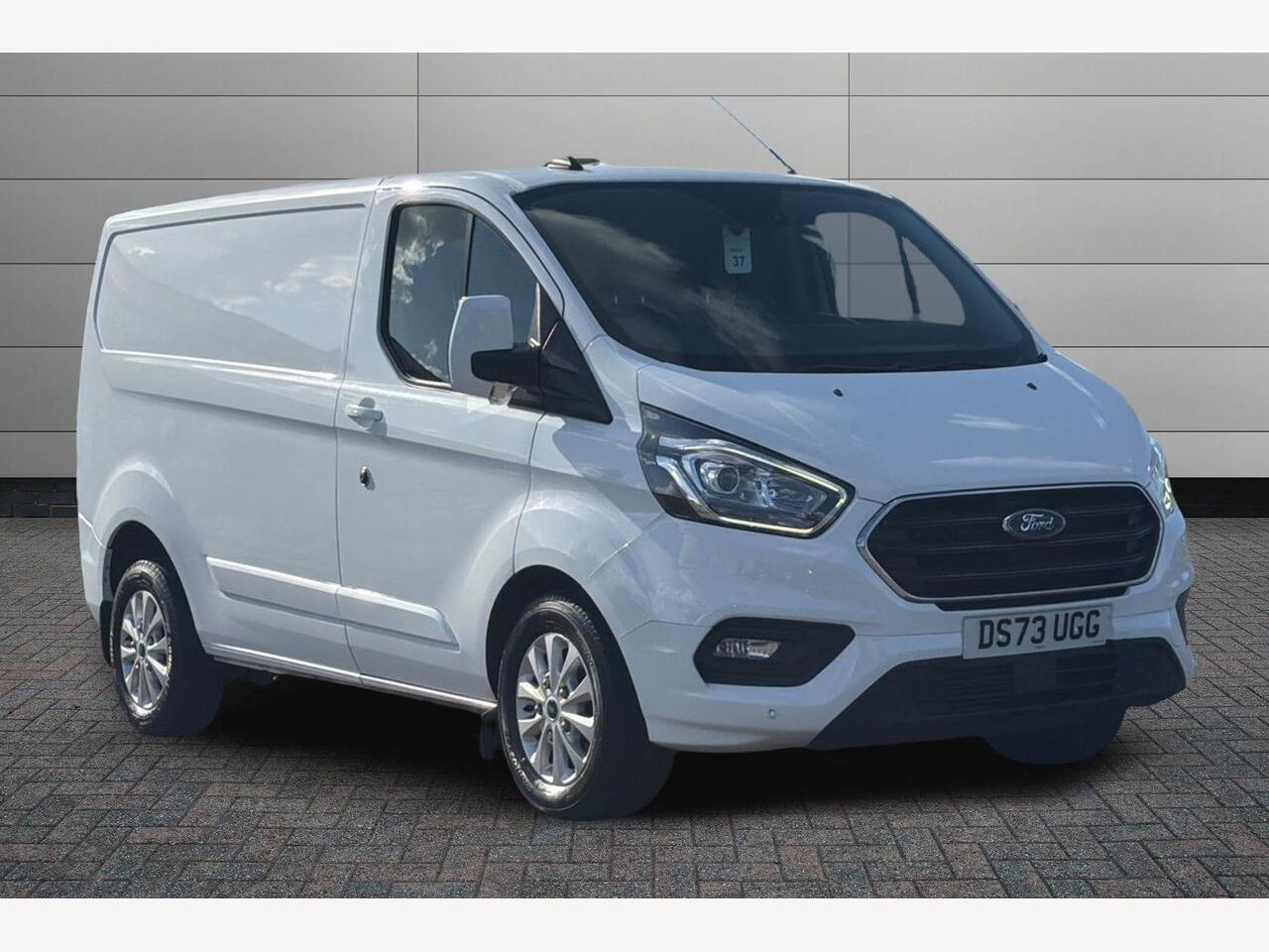 Main listing image - Ford Transit Custom