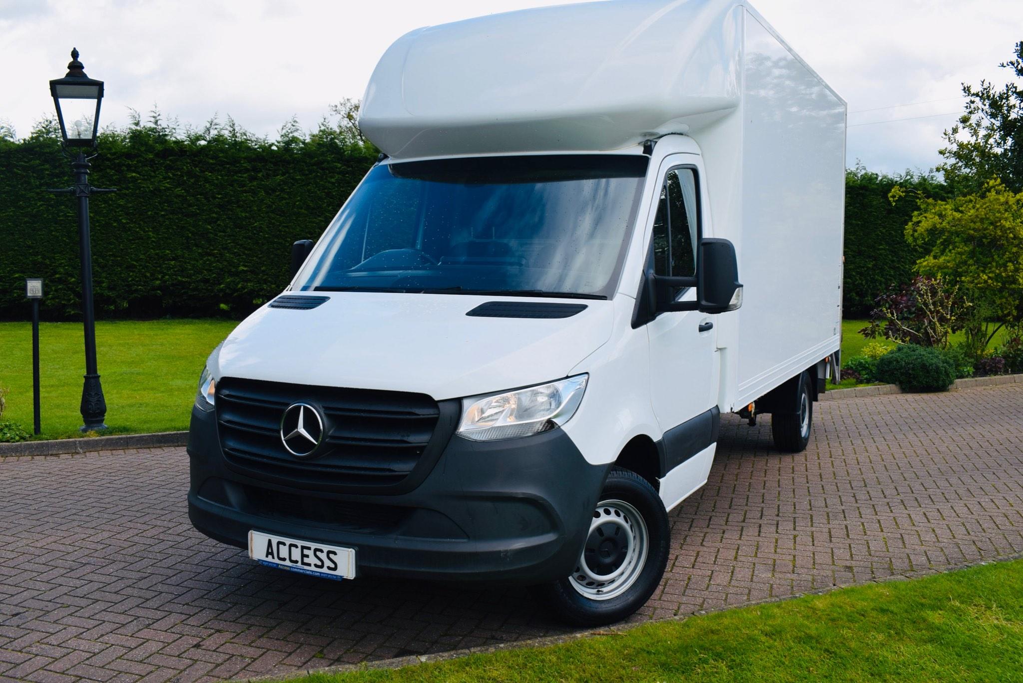 Main listing image - Mercedes-Benz Sprinter