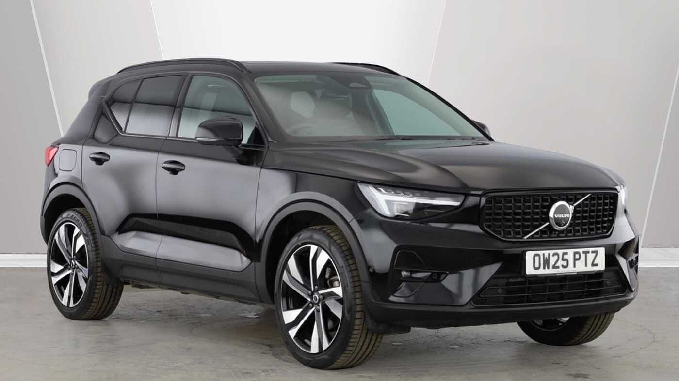 Main listing image - Volvo XC40