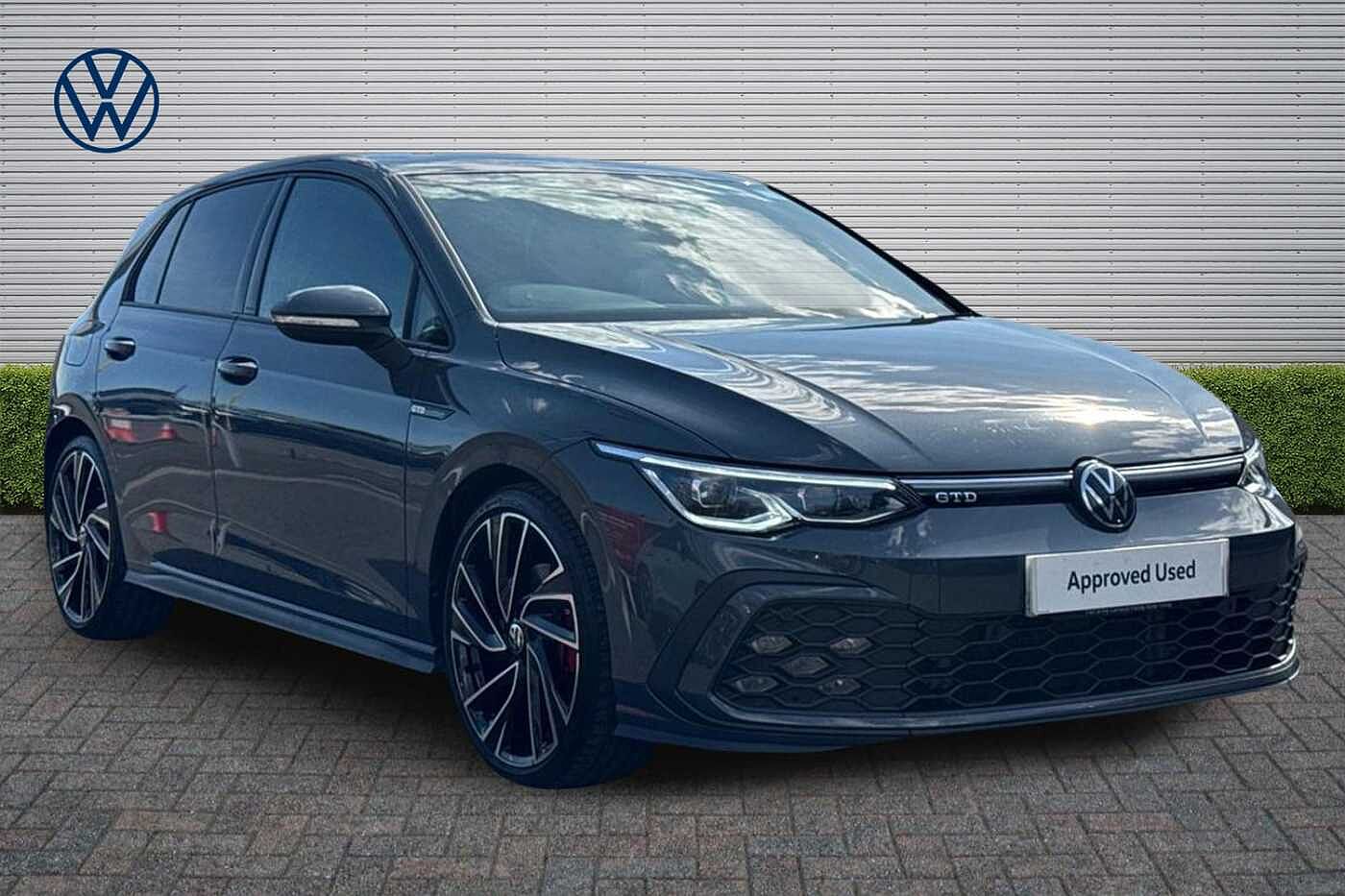 Main listing image - Volkswagen Golf