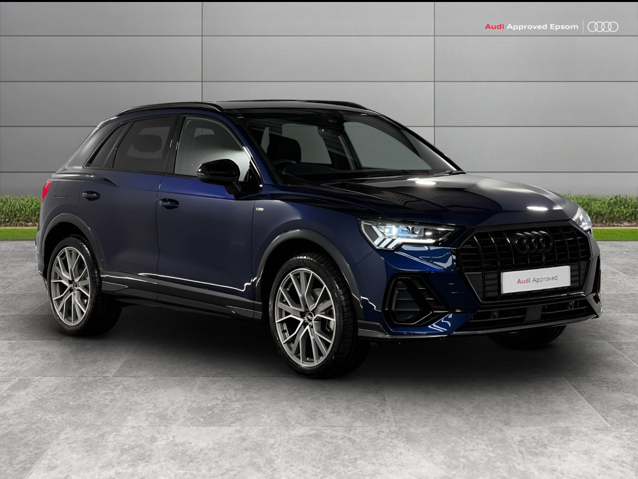Main listing image - Audi Q3