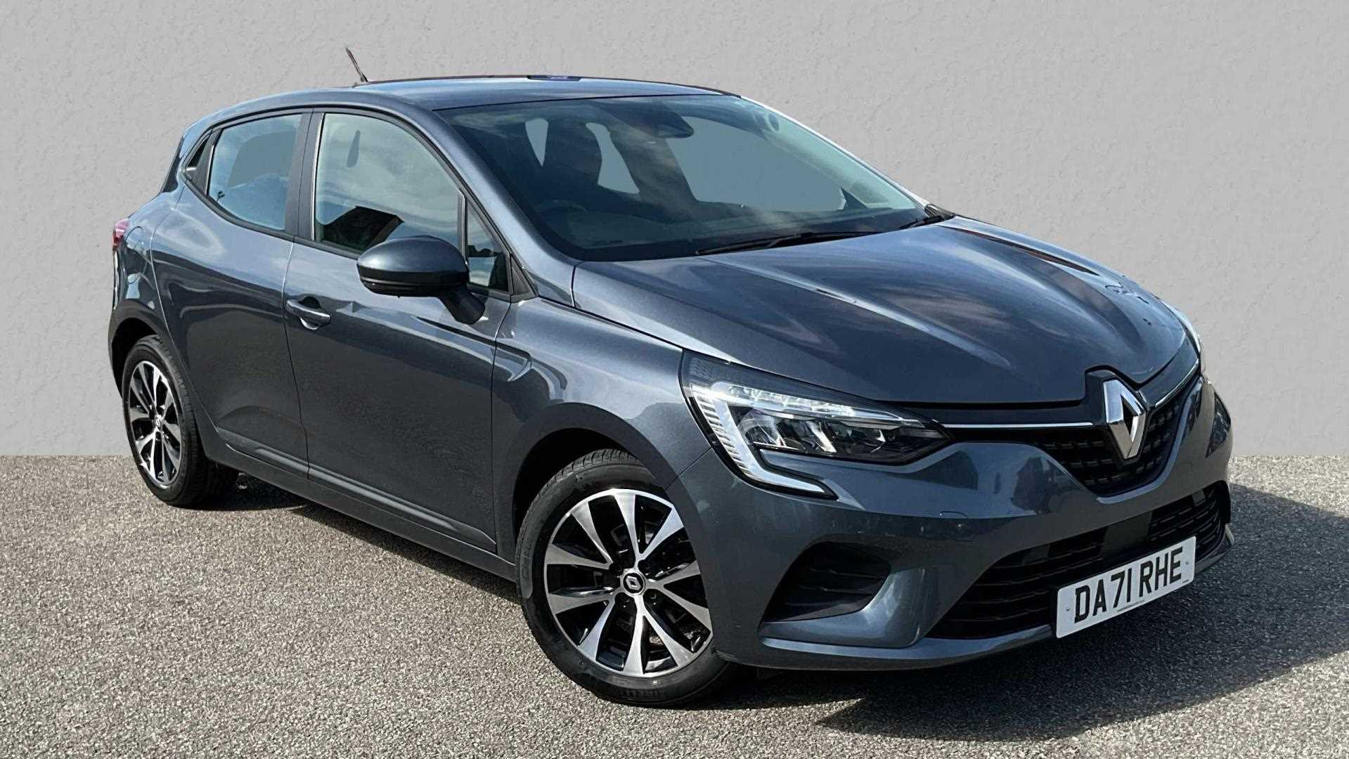 Main listing image - Renault Clio