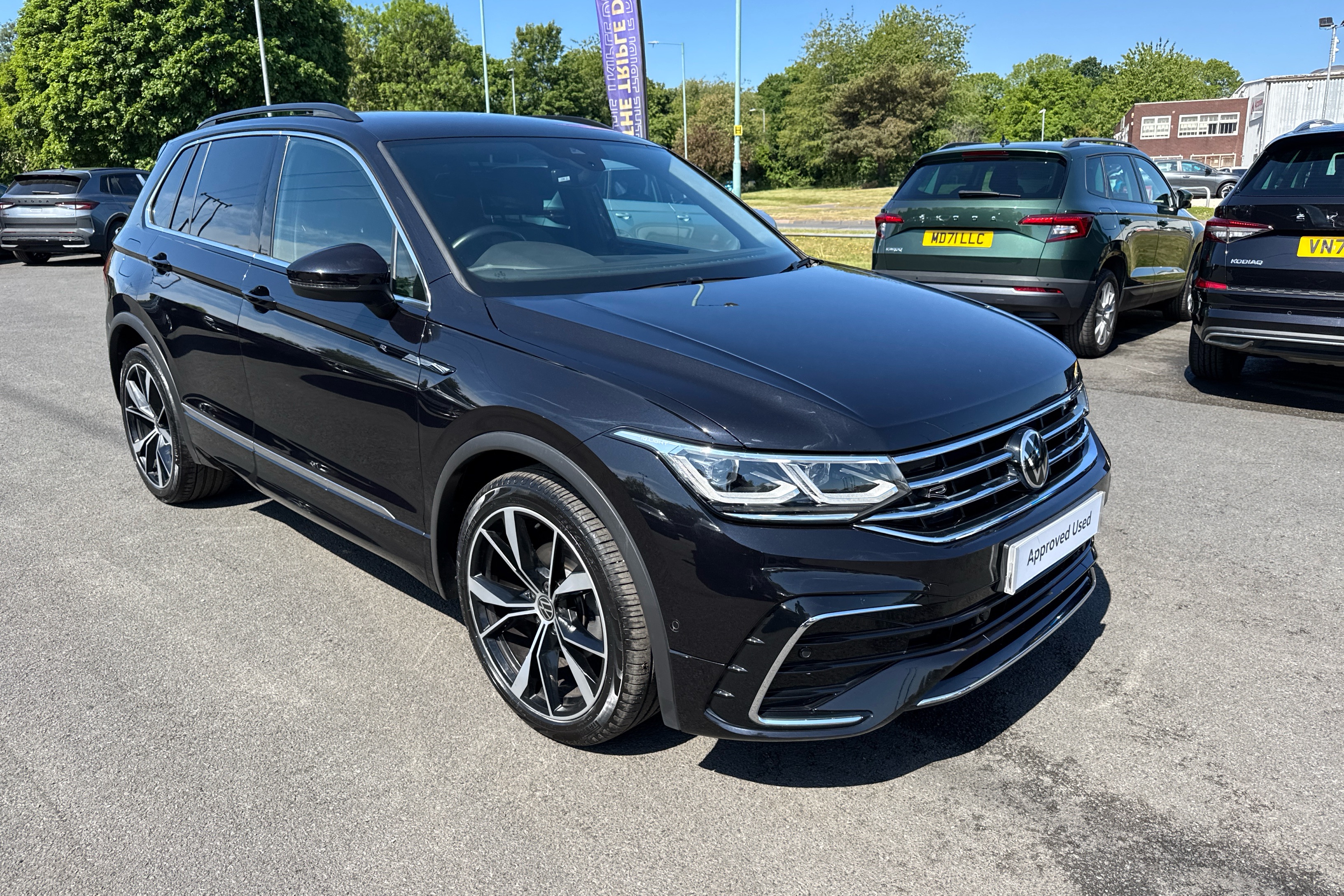 Main listing image - Volkswagen Tiguan