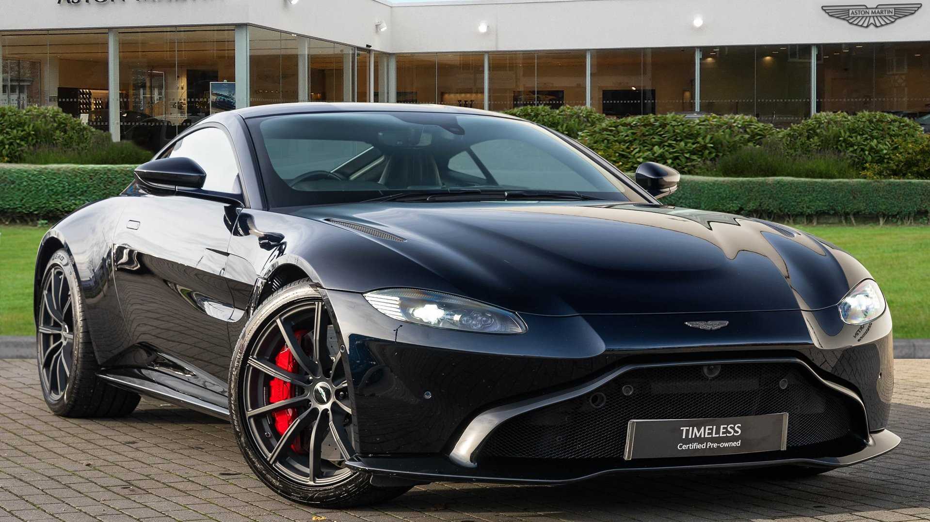 Main listing image - Aston Martin Vantage