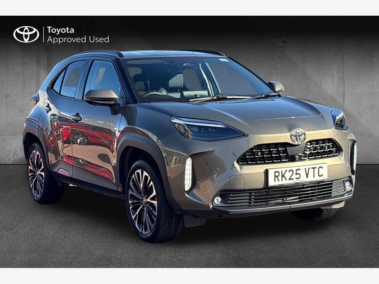 Main listing image - Toyota Yaris Cross