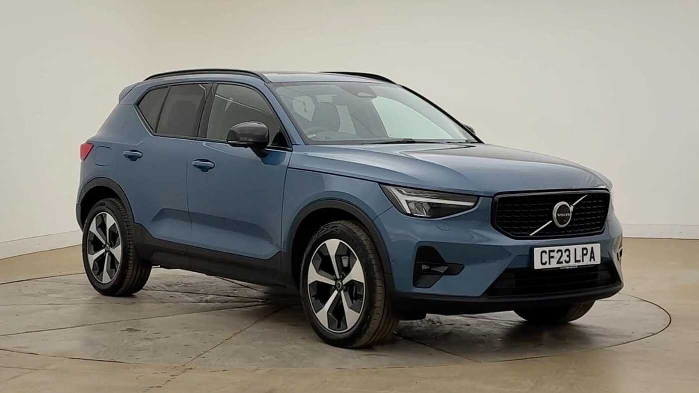 Main listing image - Volvo XC40