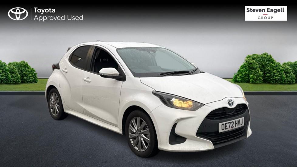 Main listing image - Toyota Yaris