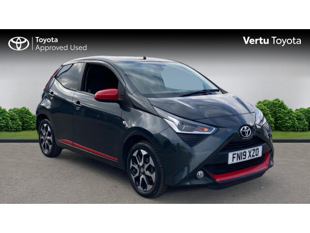 Main listing image - Toyota Aygo
