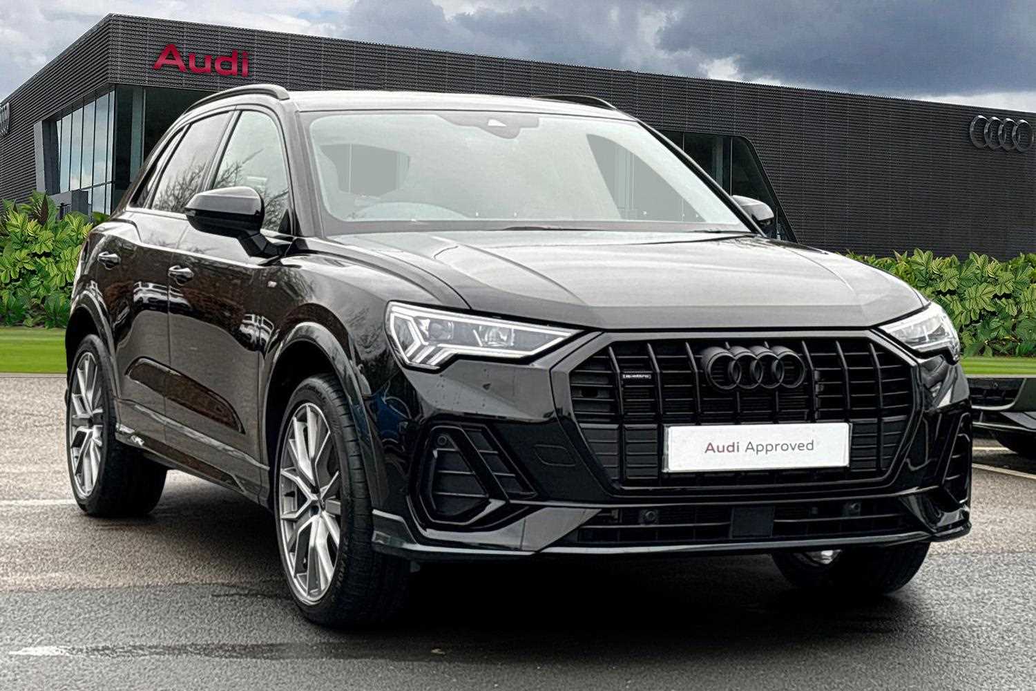 Main listing image - Audi Q3