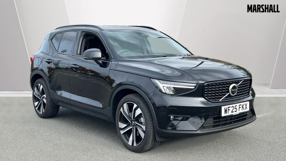 Main listing image - Volvo XC40