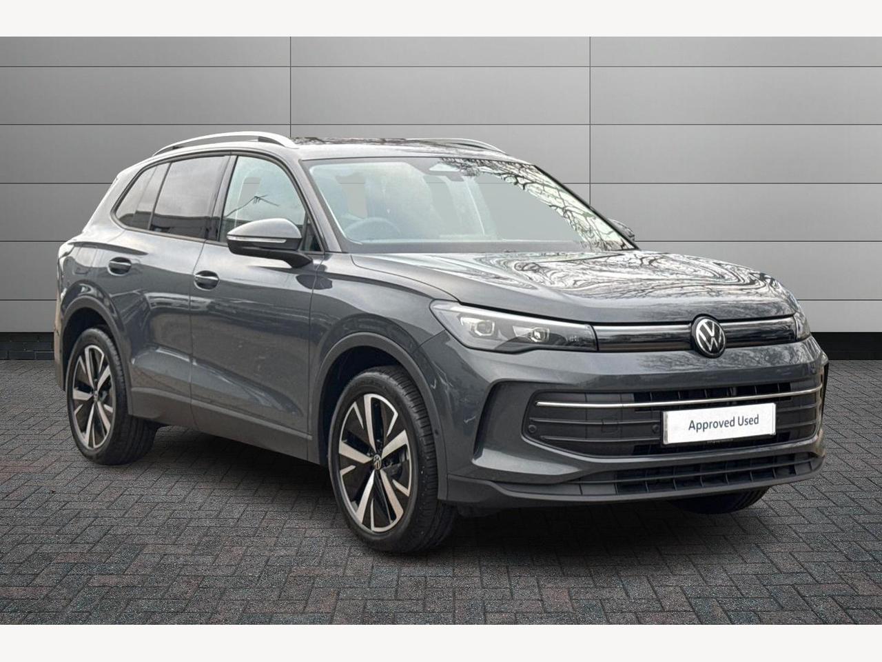 Main listing image - Volkswagen Tiguan