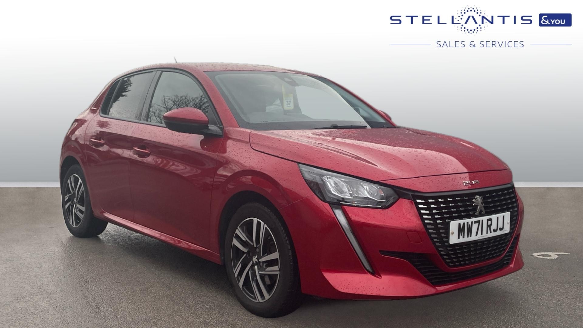 Main listing image - Peugeot 208