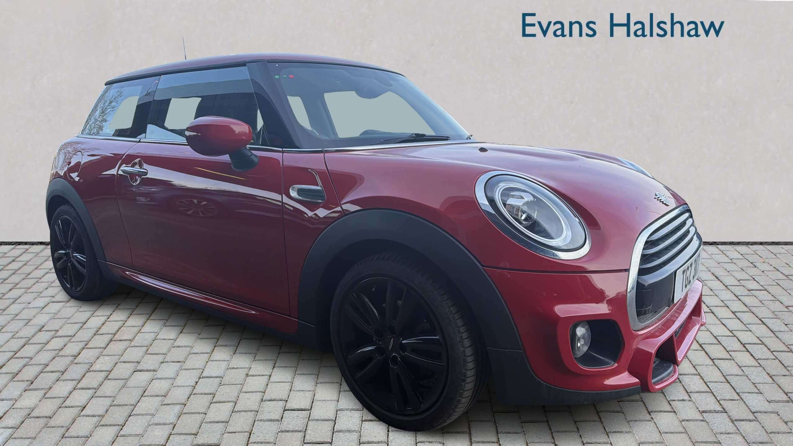 Main listing image - MINI Hatchback