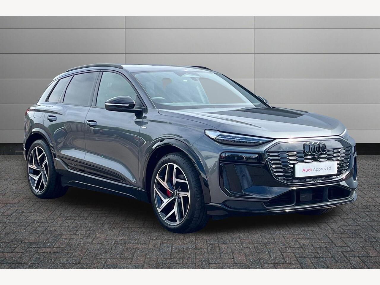 Main listing image - Audi Q6