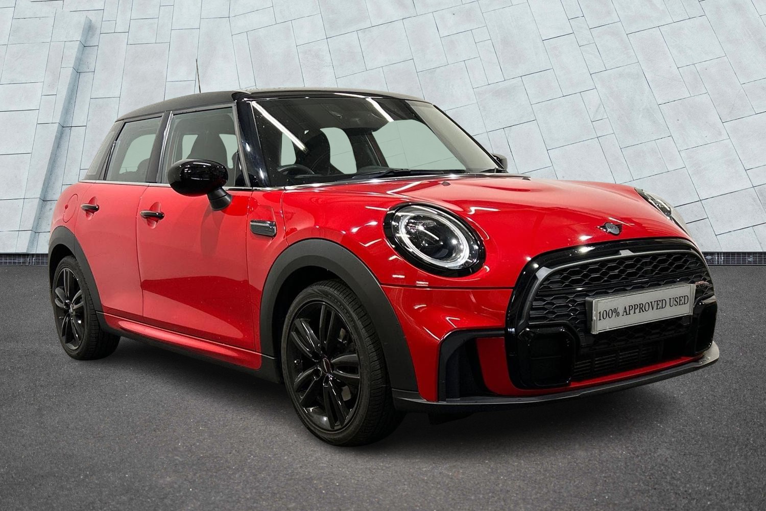 Main listing image - MINI Hatchback 5dr