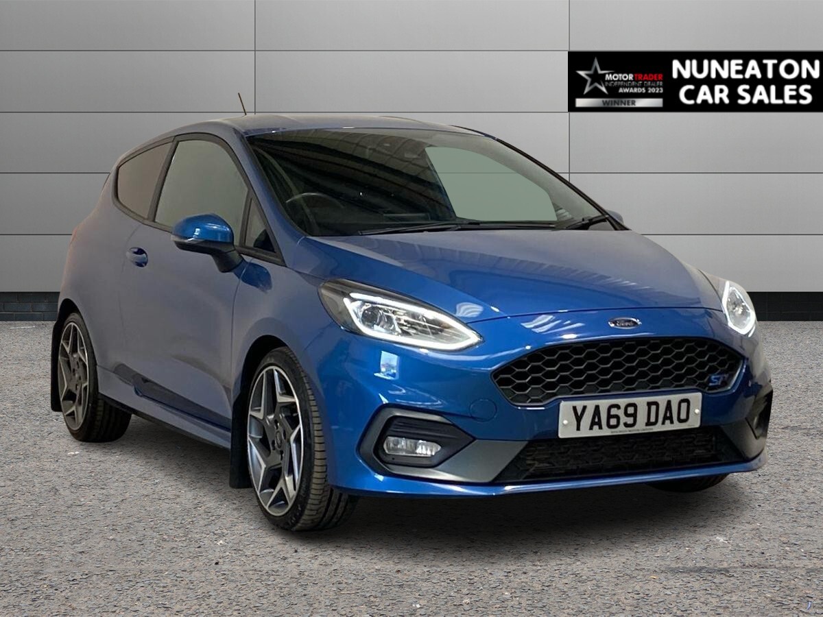 Main listing image - Ford Fiesta ST