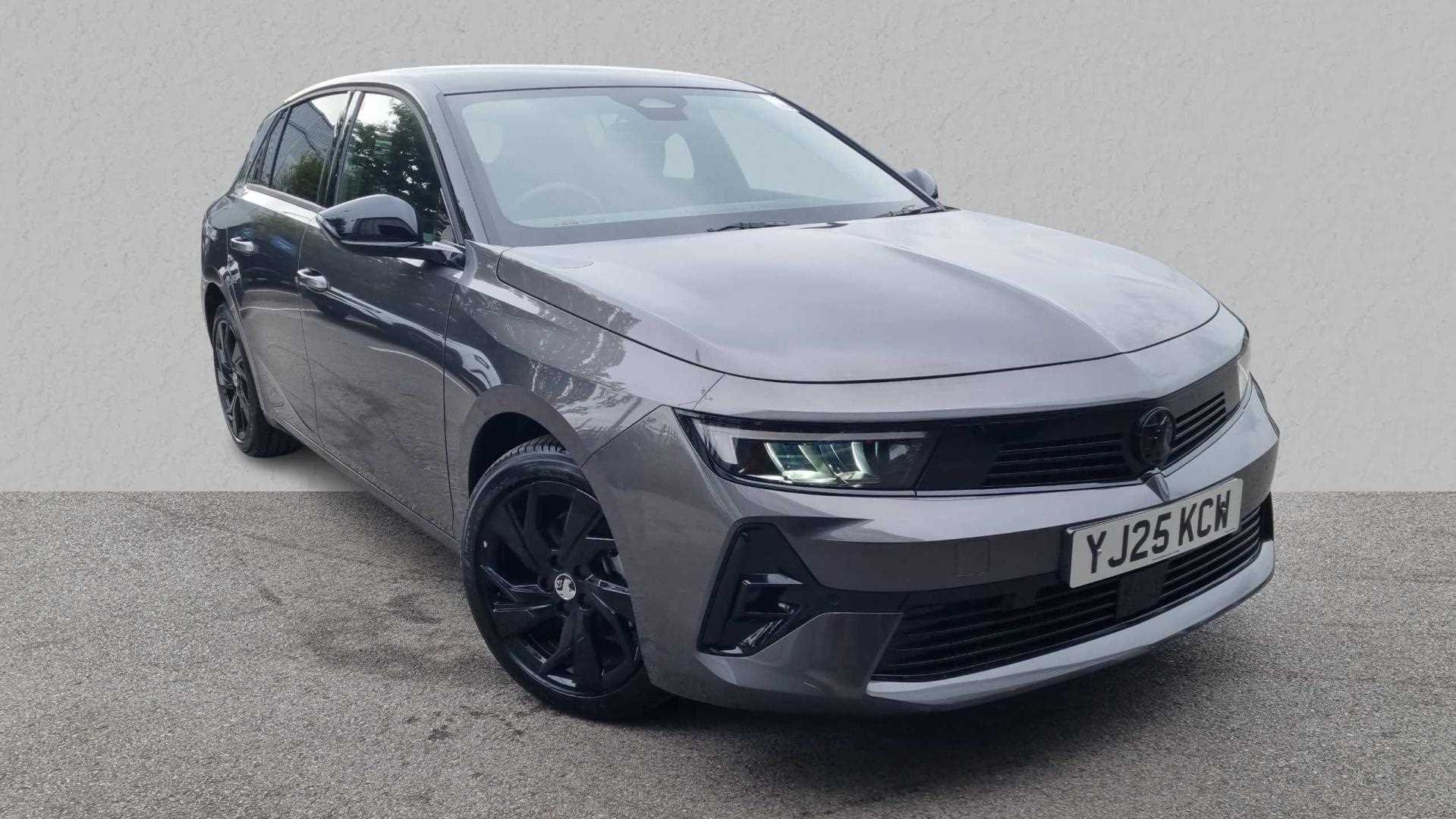 Main listing image - Vauxhall Astra
