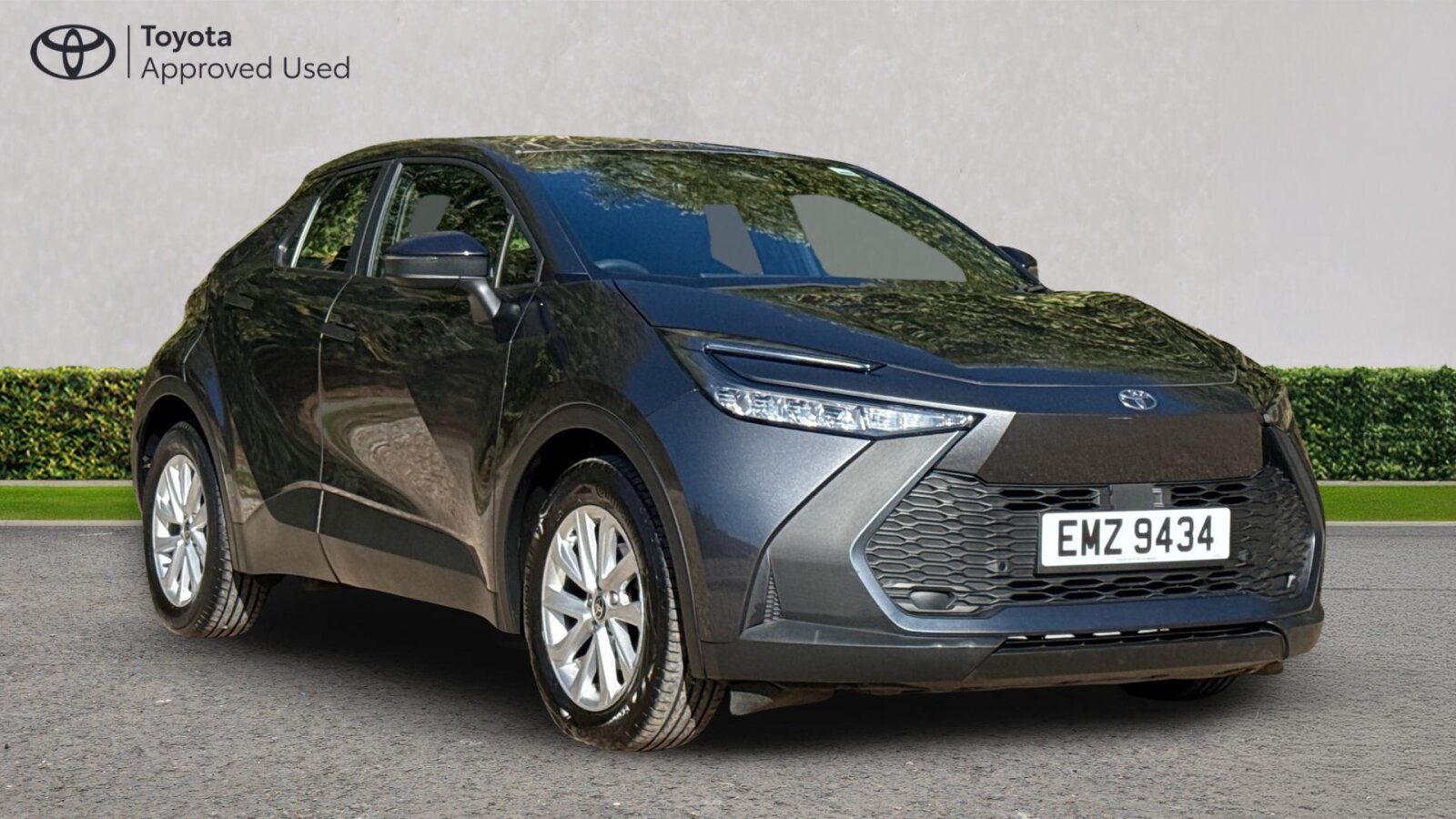 Main listing image - Toyota C-HR