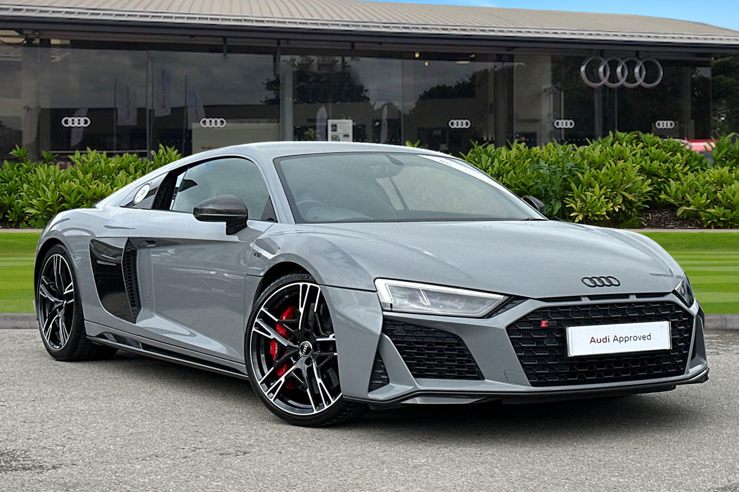 Main listing image - Audi R8