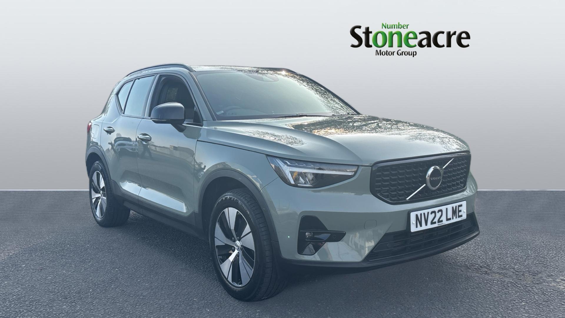 Main listing image - Volvo XC40 Recharge