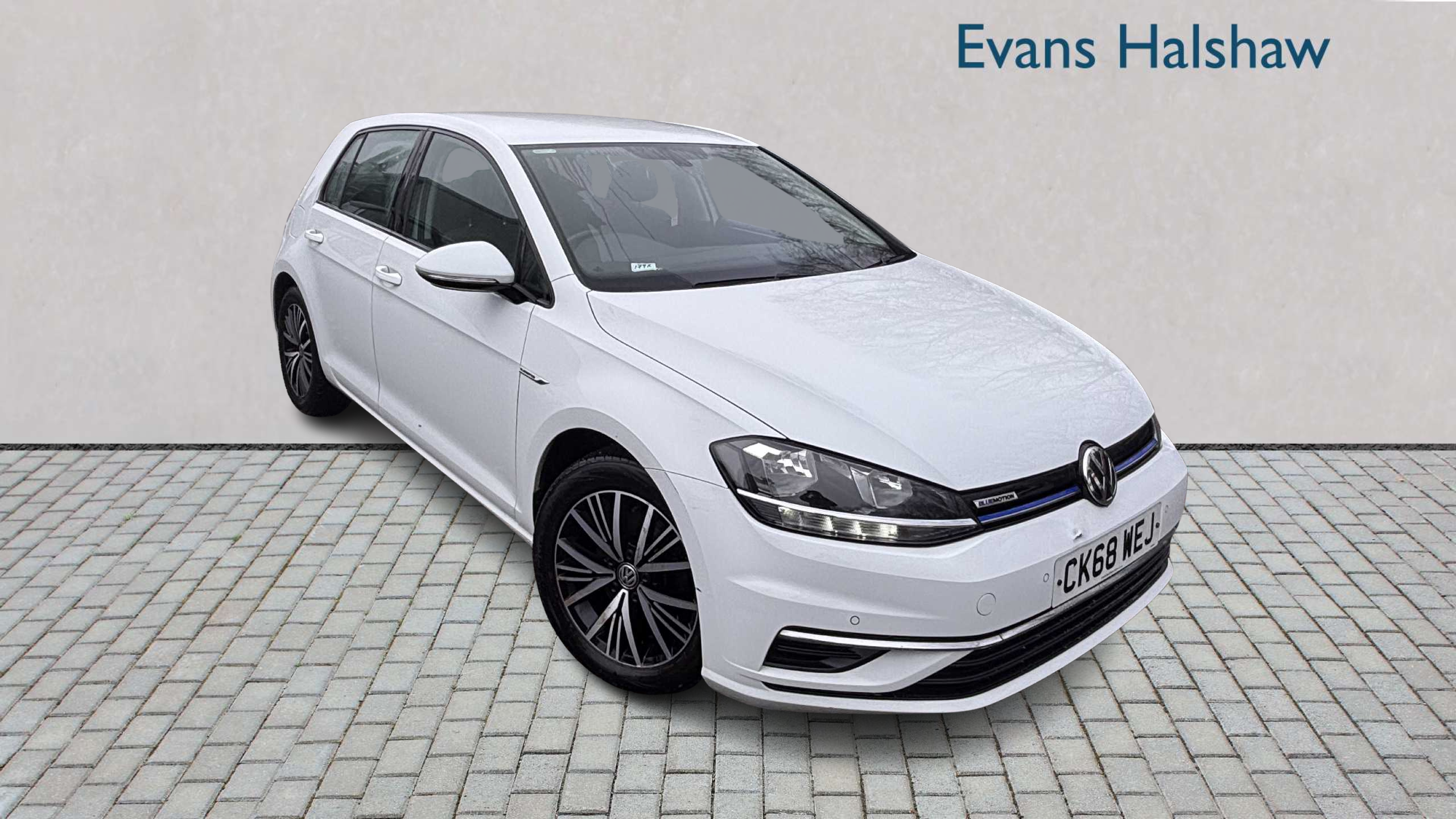 Main listing image - Volkswagen Golf