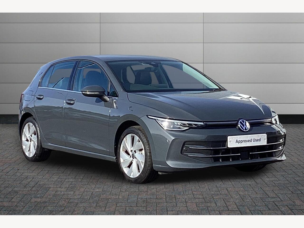 Main listing image - Volkswagen Golf