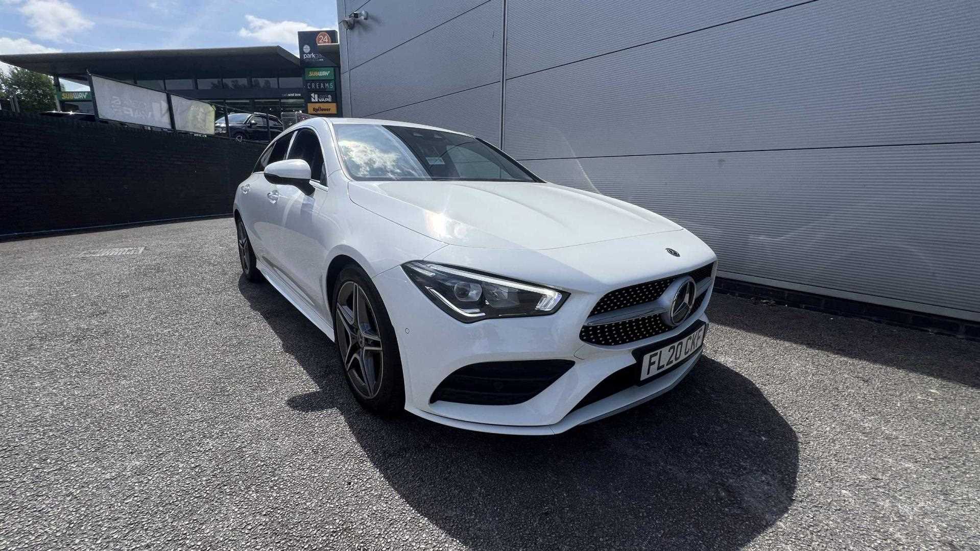 Main listing image - Mercedes-Benz CLA Shooting Brake