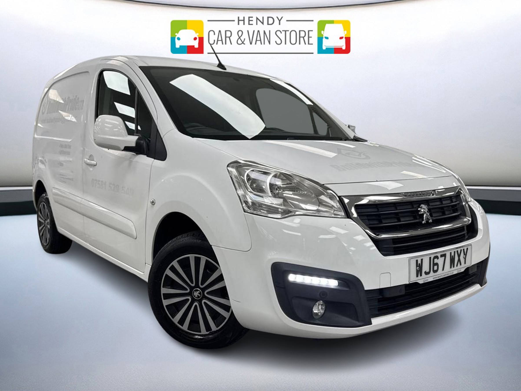 Main listing image - Peugeot Partner