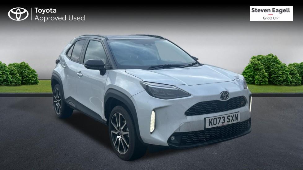 Main listing image - Toyota Yaris Cross