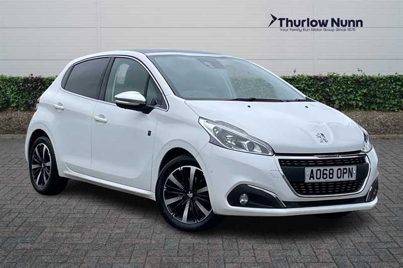 Main listing image - Peugeot 208