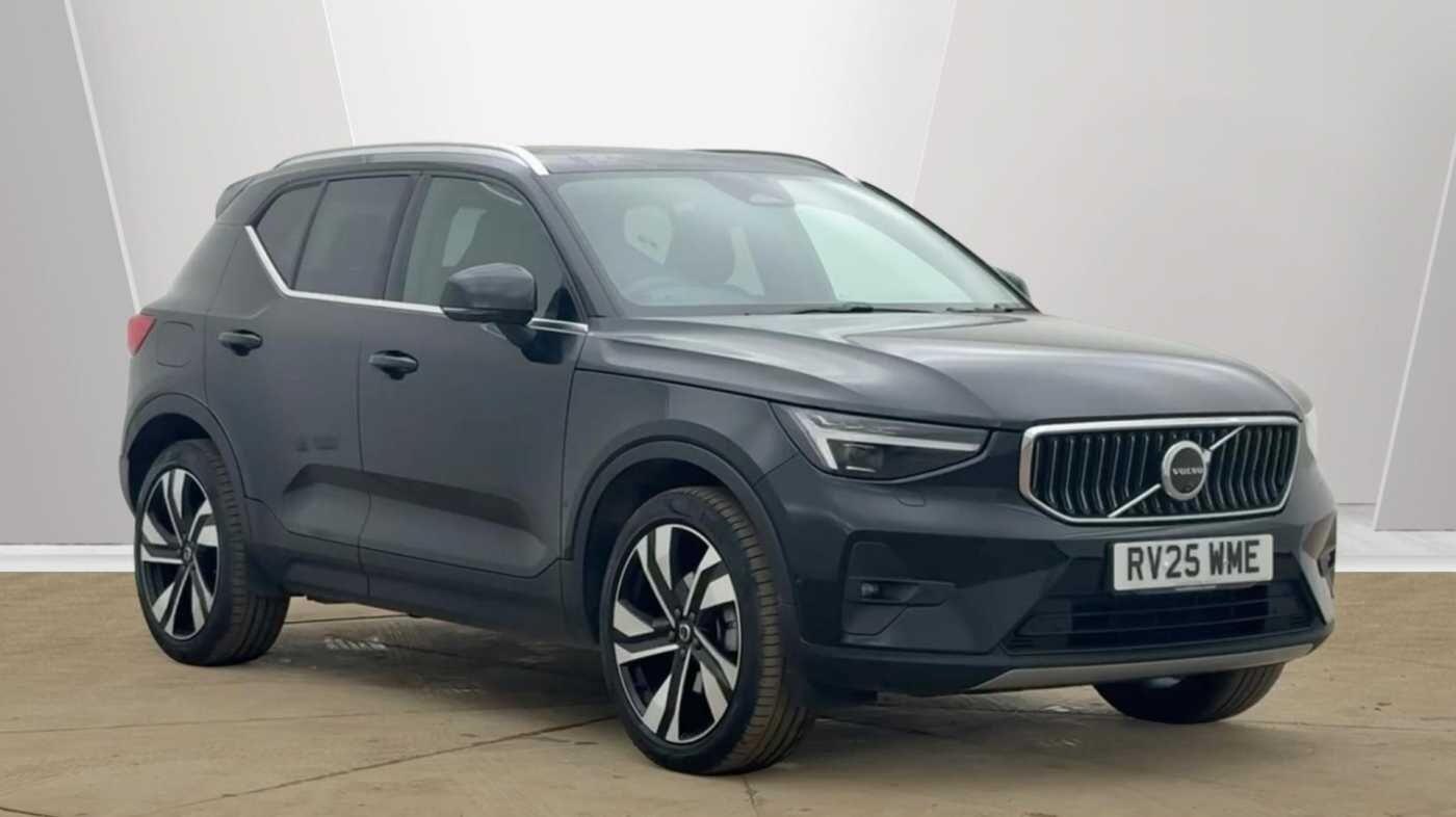 Main listing image - Volvo XC40