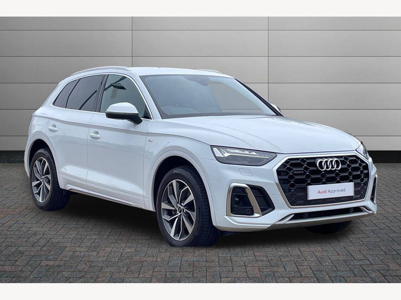 Main listing image - Audi Q5