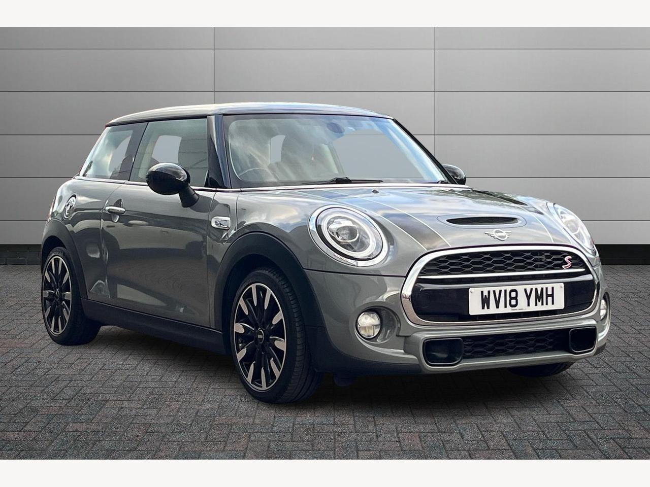 Main listing image - MINI Hatchback
