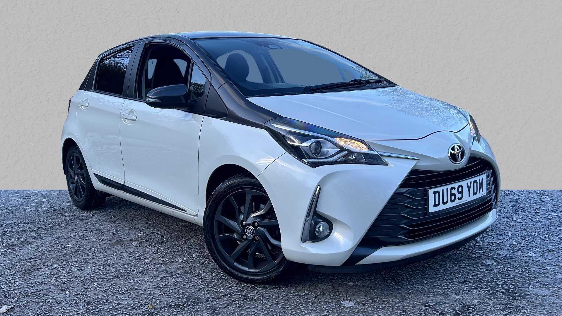 Main listing image - Toyota Yaris