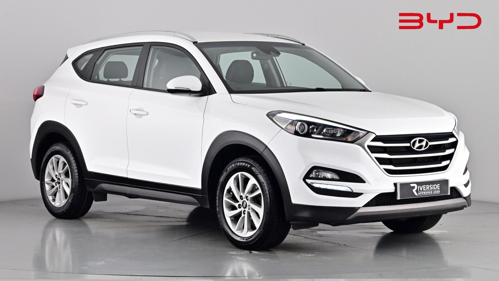 Main listing image - Hyundai Tucson