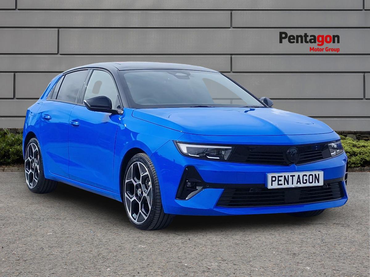 Main listing image - Vauxhall Astra
