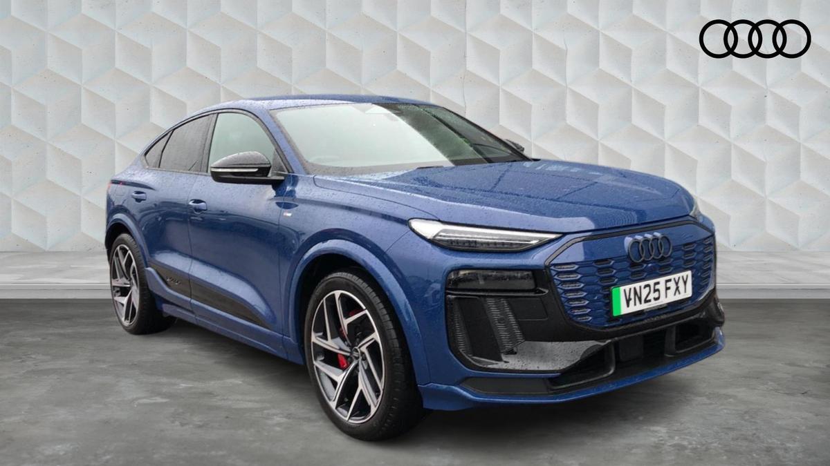 Main listing image - Audi Q6 e-tron