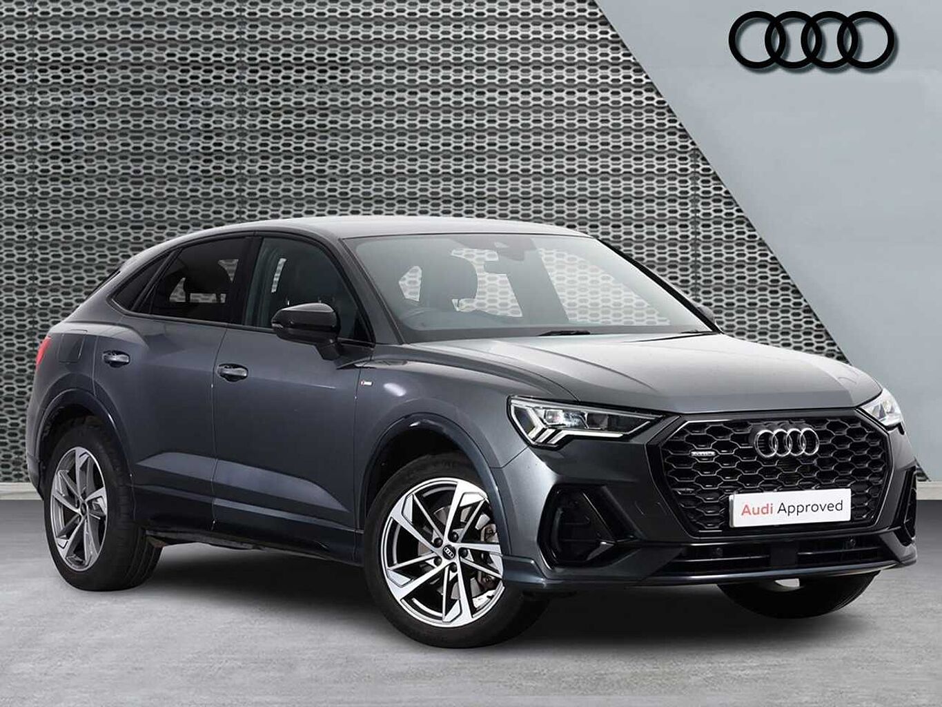 Main listing image - Audi Q3