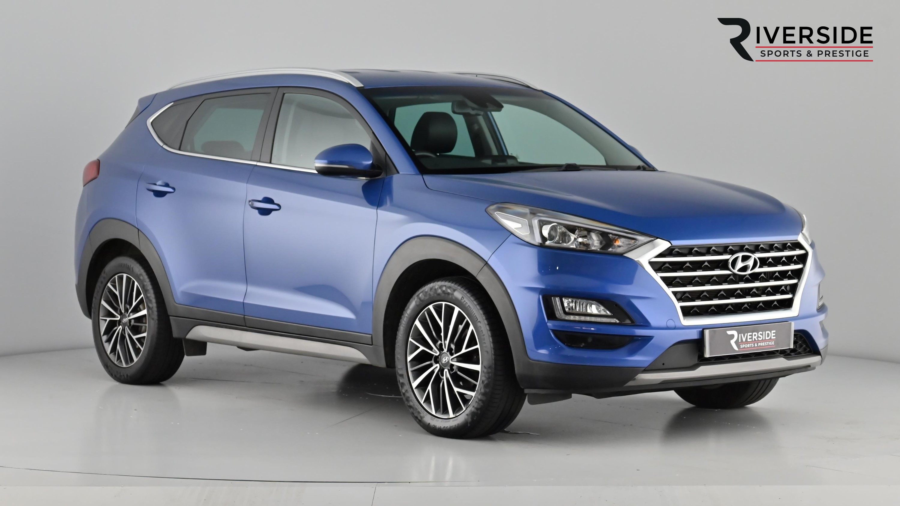 Main listing image - Hyundai Tucson