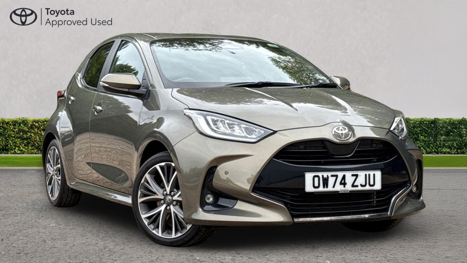 Main listing image - Toyota Yaris