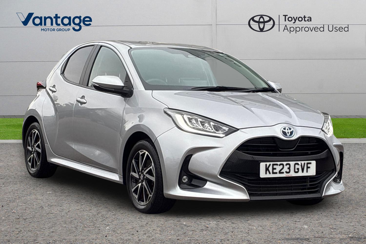 Main listing image - Toyota Yaris
