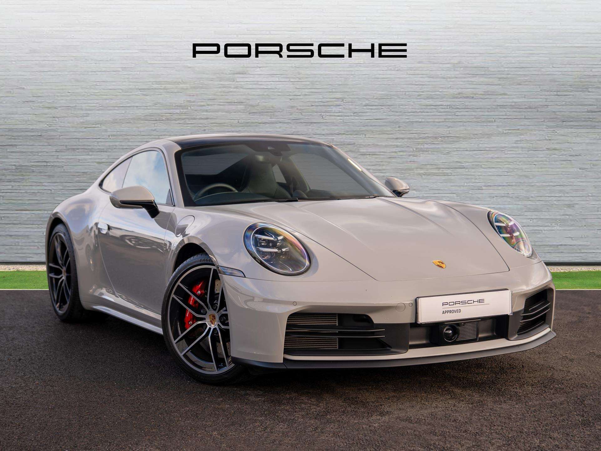 Main listing image - Porsche 911