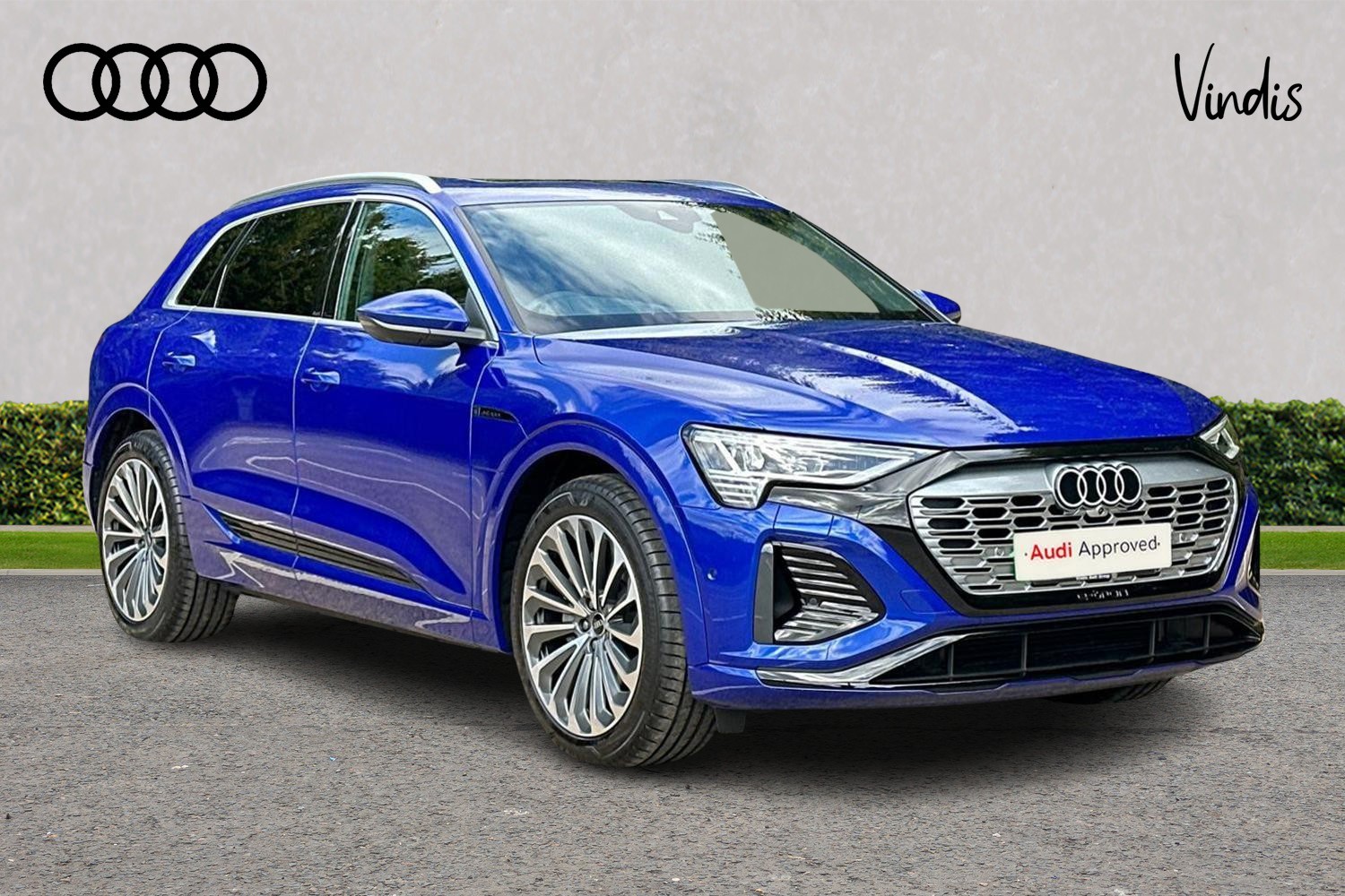 Main listing image - Audi Q8