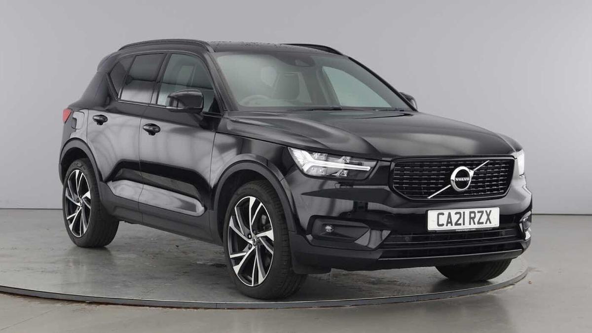 Main listing image - Volvo XC40