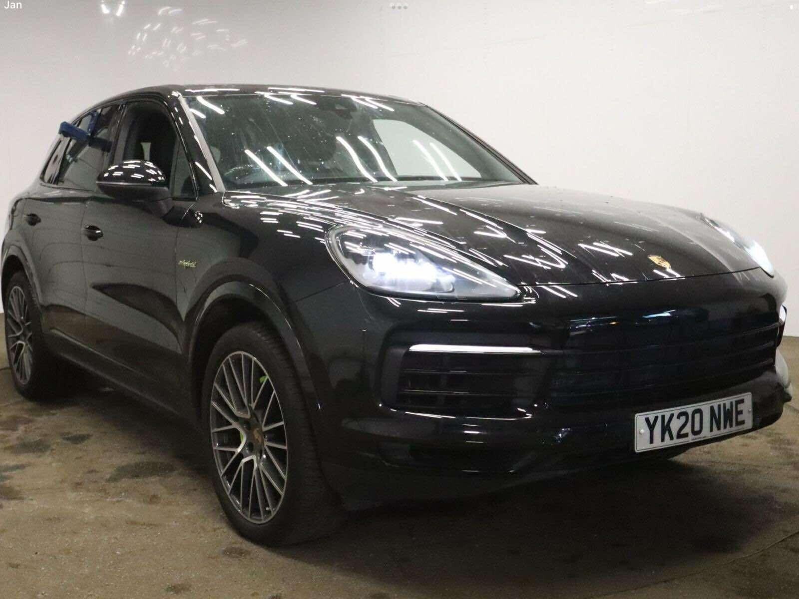 Main listing image - Porsche Cayenne