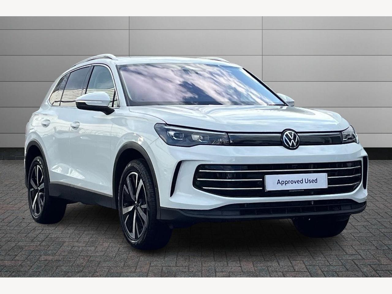 Main listing image - Volkswagen Tiguan