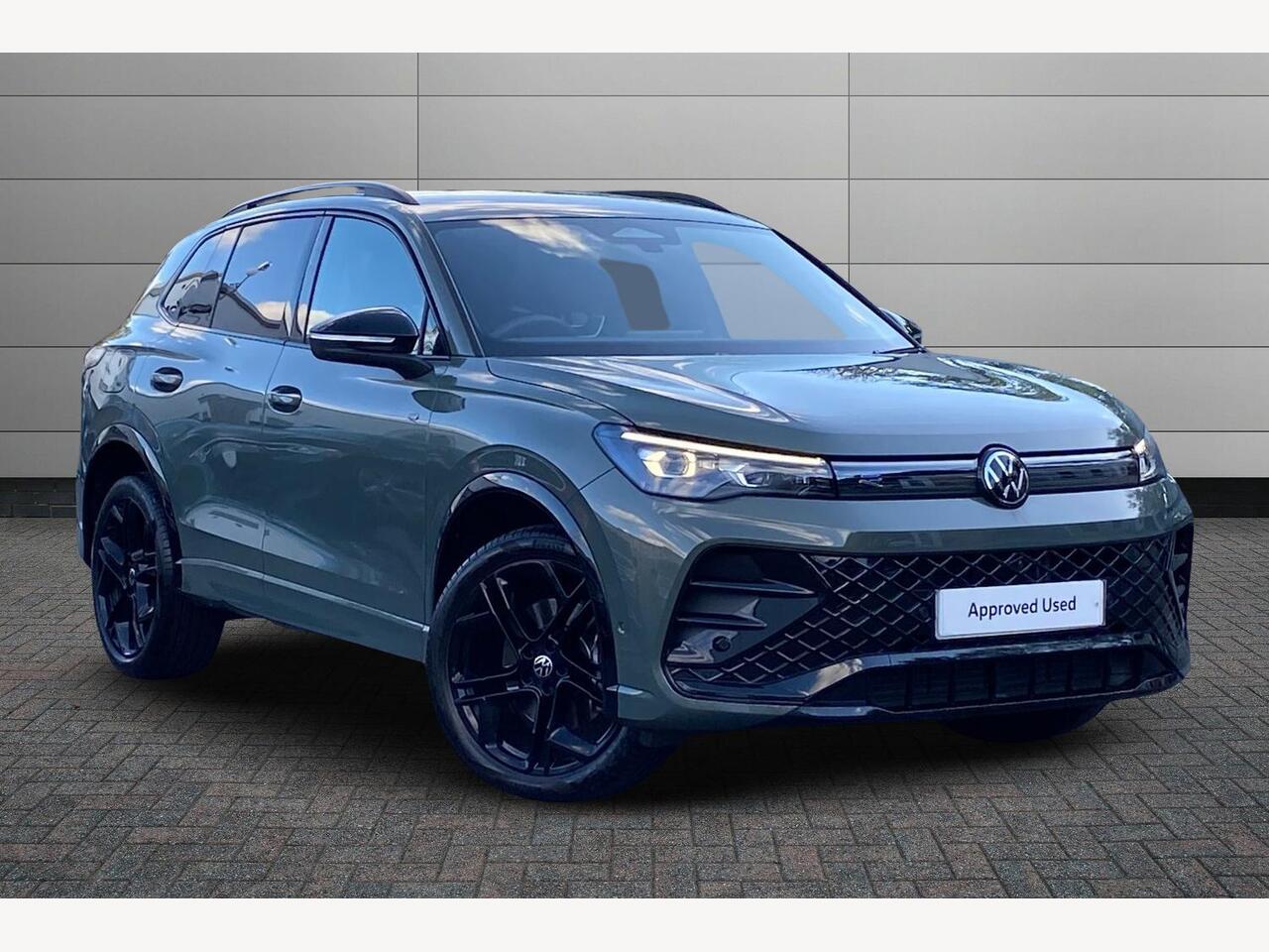 Main listing image - Volkswagen Tiguan