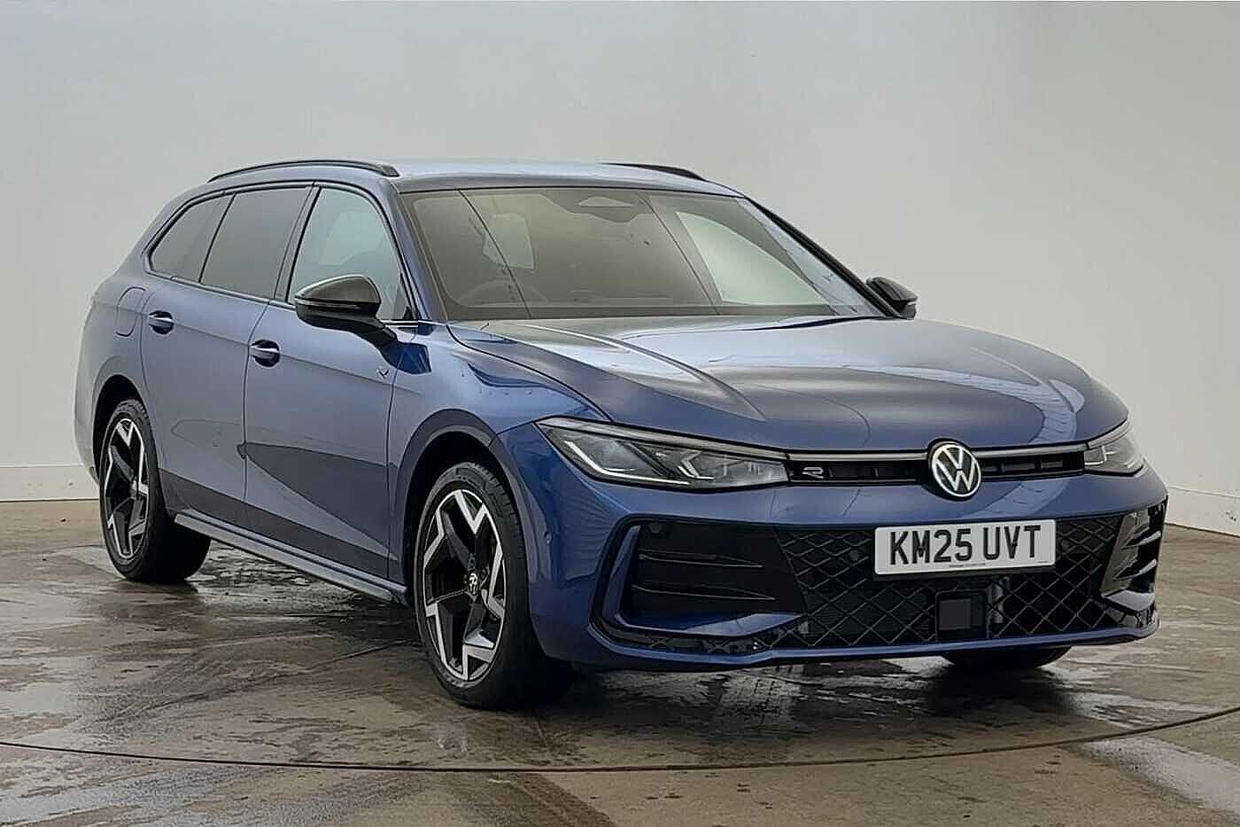 Main listing image - Volkswagen Passat Estate