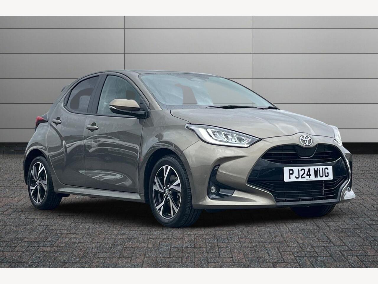 Main listing image - Toyota Yaris